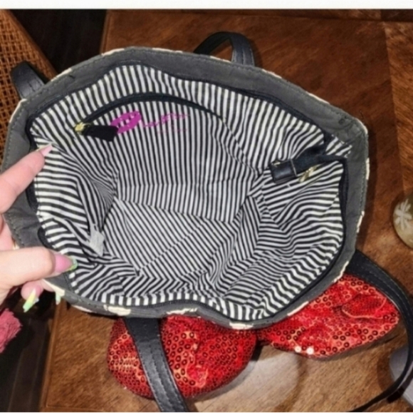 🍂🍁RARE Htf Betsey johnson polka dot huge sequin bow bag - Picture 3 of 6